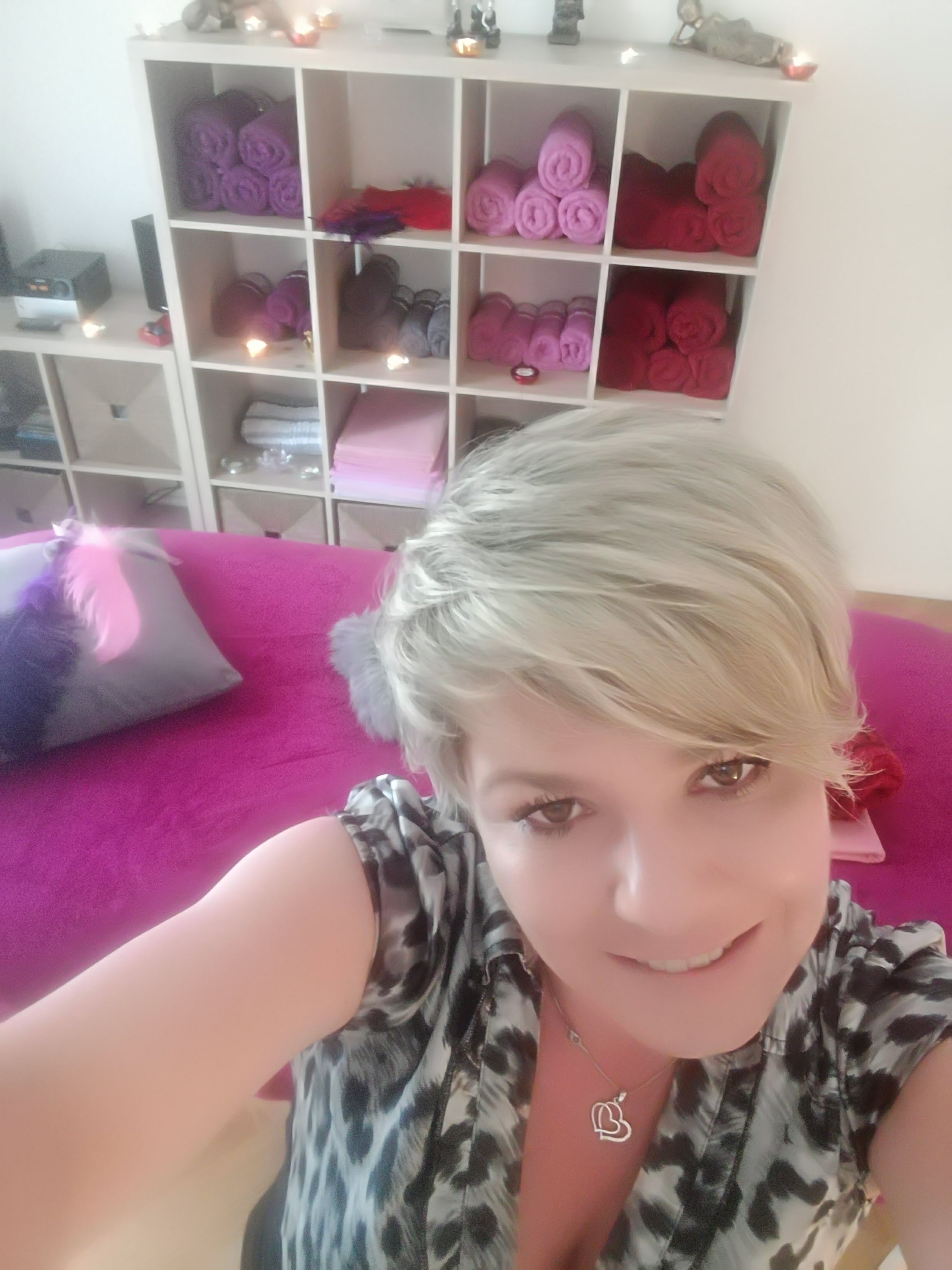 Body to Body masáž s vyvrcholením Praha