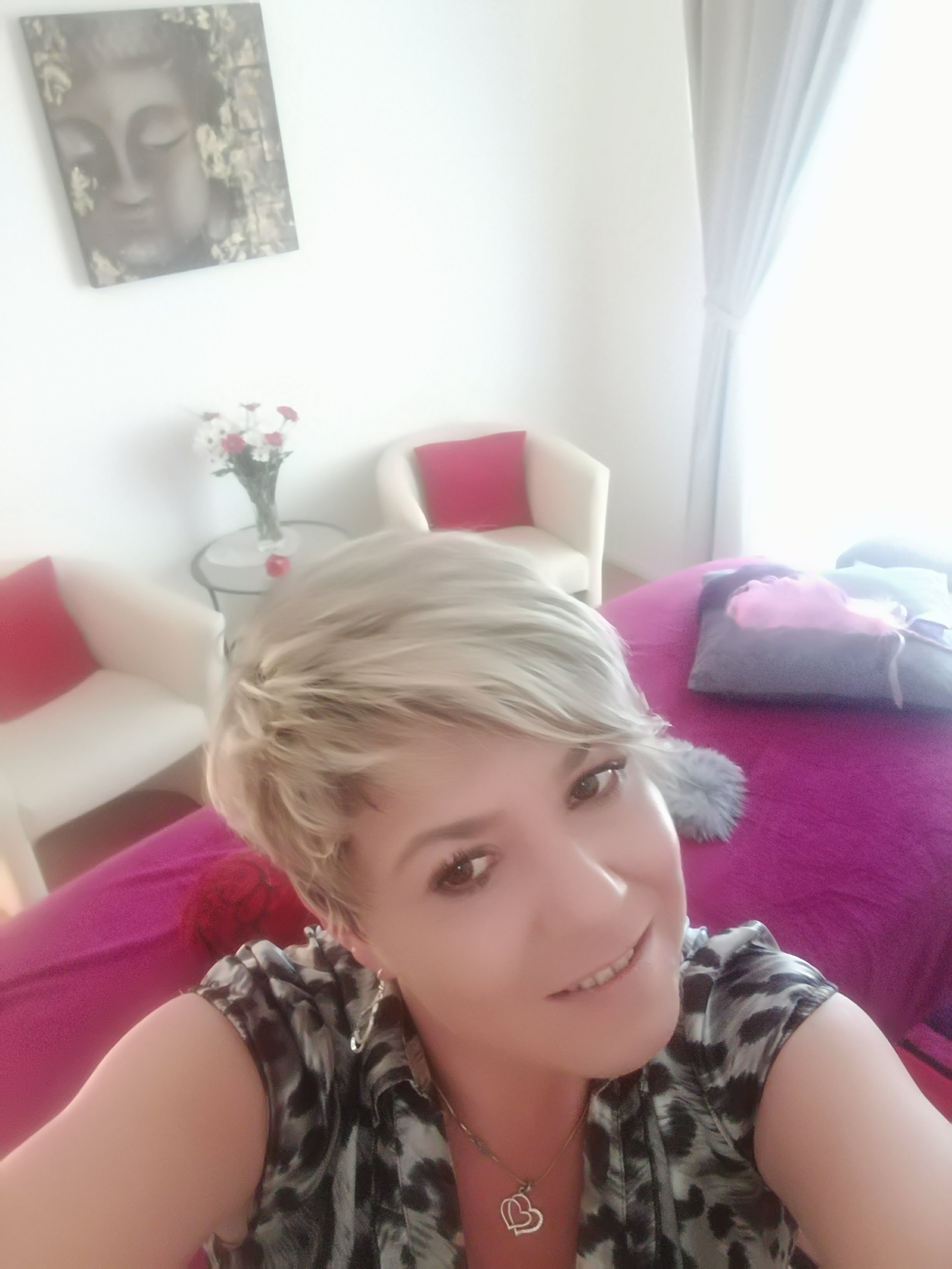 Body to Body masáž s vyvrcholením Praha